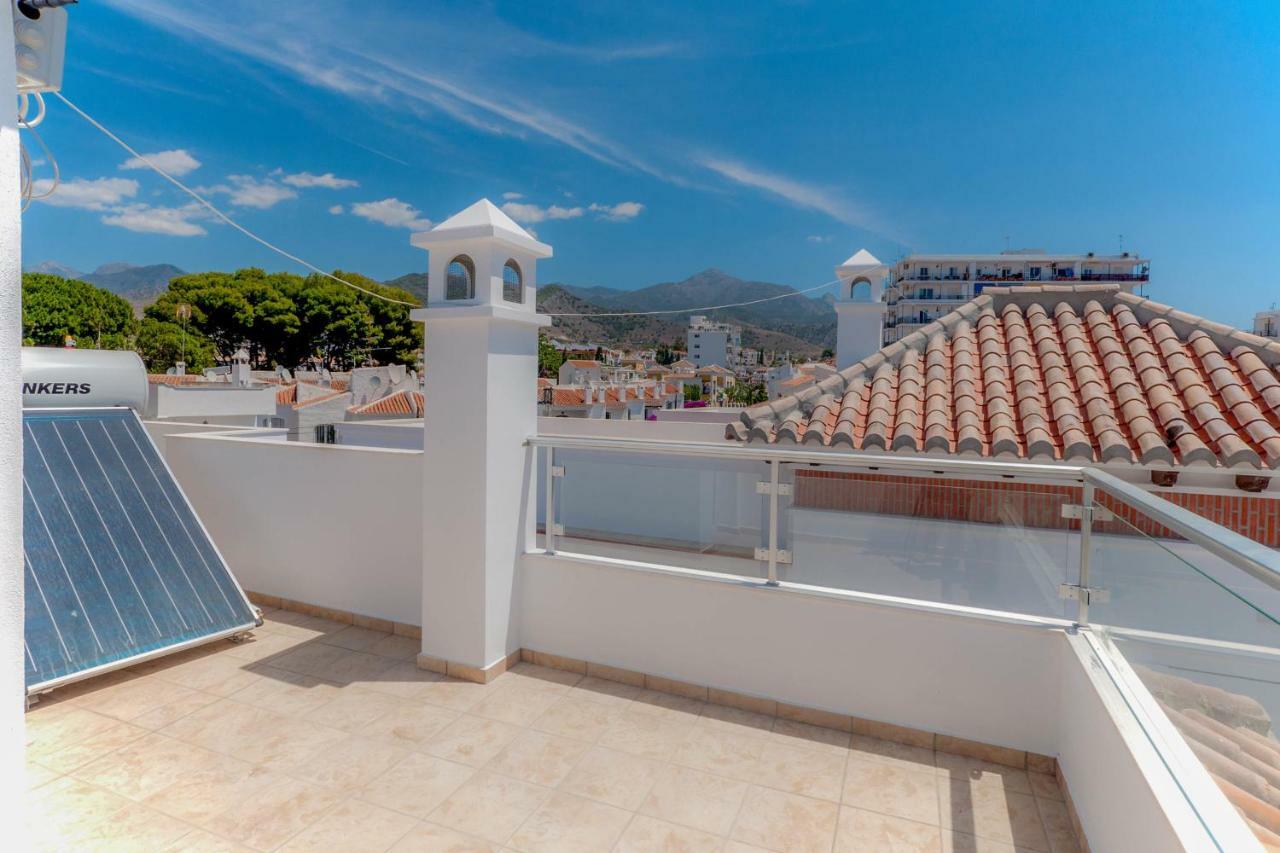 Nerja Paradise Rentals - Villa Daisy ภายนอก รูปภาพ